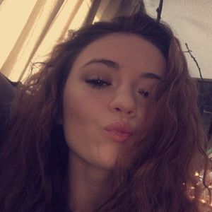 Meet your Posher, Casea